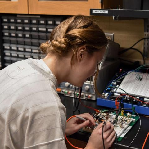 Powering Progress – The Role of Electrical Engineering in Modern Infrastructure